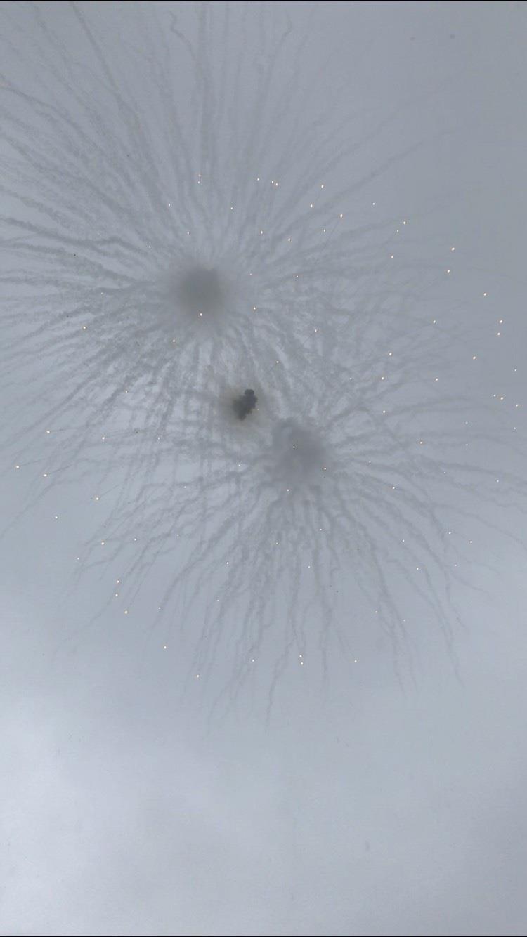 把握鋒面影響時機水利署於水庫集水區進行高空焰彈增雨作業1