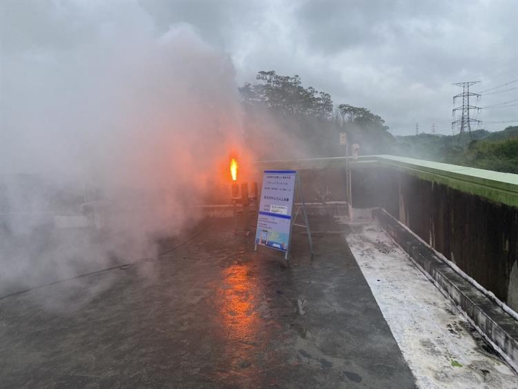 找水增雨每一滴水都不放過  今早水利署於寶二水庫啟動人工增雨施作