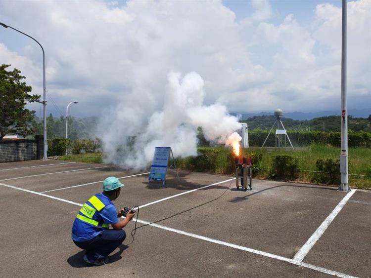 齊心抗旱 北中南水庫同步進行人工增雨作業-永和山水庫