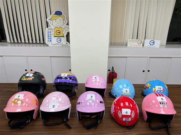 經濟部標準檢驗局與財團法人中華民國消費者文教基金會共同公布市售「機車安全帽」檢測結果(10件樣品)