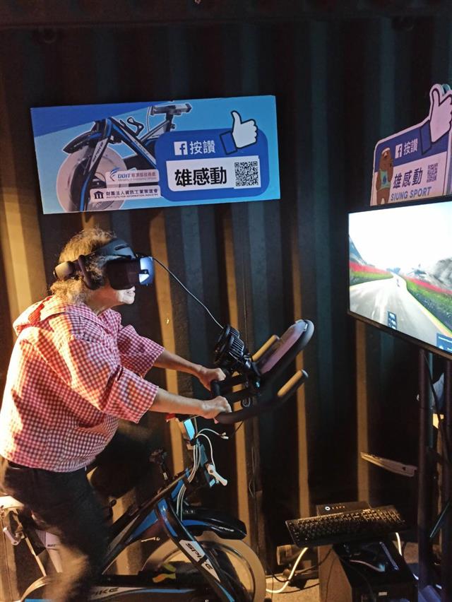 圖8、(臺北場)技術處科專展出「新運動實證-VR飛輪」。