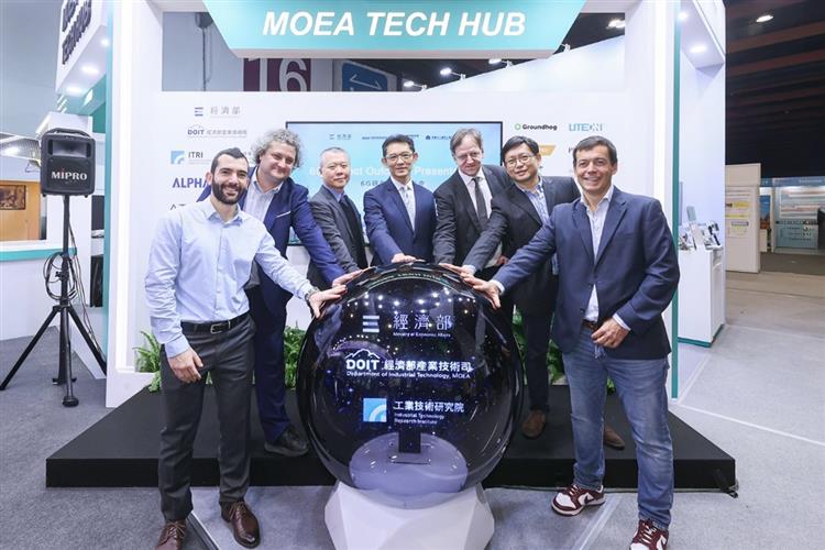 Global 6G partners joined MOEA's 6G Showcase at IEEE GLOBECOM 2025, marking stronger international collaboration with Taiwan.