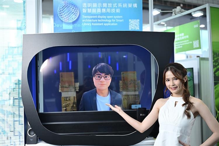 開啟彈跳視窗，連結到工研院「透明顯示開放式系統架構技術」，是符合OpenXR標準的透明顯示系統，支援多廠牌硬體與AI融合應用，降低系統整合成本50%。(jpg檔)