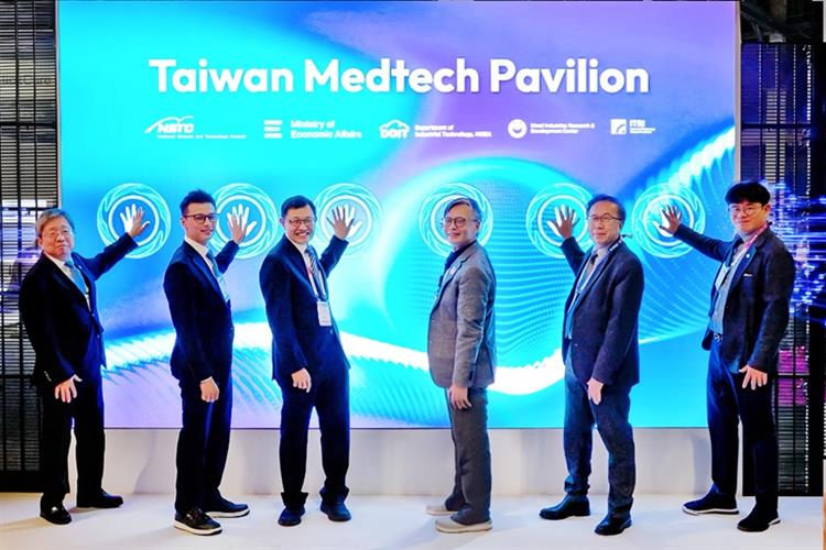 開啟彈跳視窗，連結到「2026 HIMSS__ Taiwan MedTech Pavilion」（美國醫療資訊與管理系統學會暨展覽），於拉斯維加斯盛大舉行(jpg檔)
