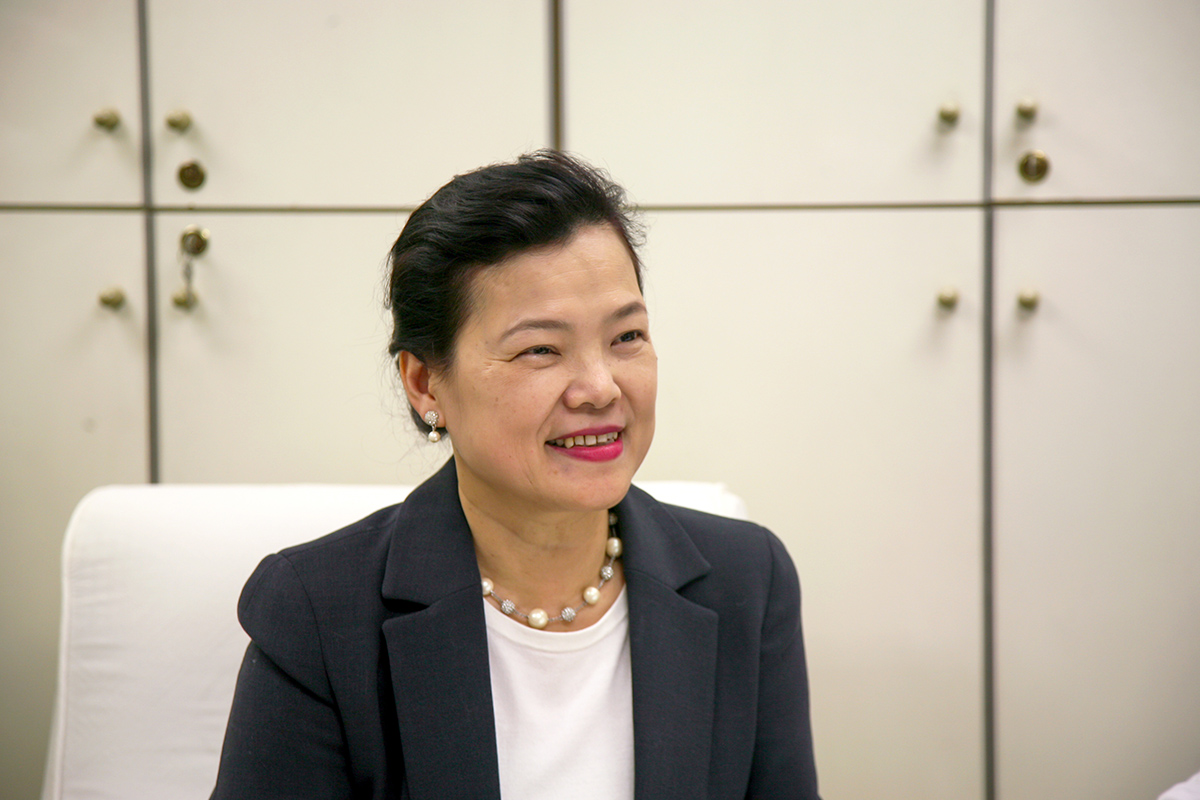 The Minister Mei-Hua Wang