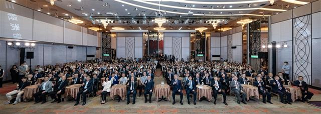 經濟部於本(10)日舉辦「114年經濟部產業創新成果聯合頒獎典禮」全場合影