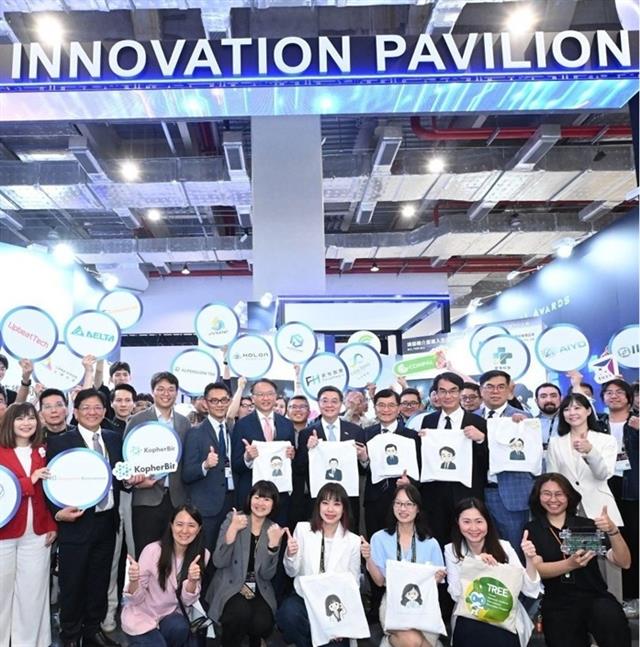 經濟部技術司在INNOVEX展打造AI Innovation Pavilion主題館，今（2）日於InnoVEX盛大開館