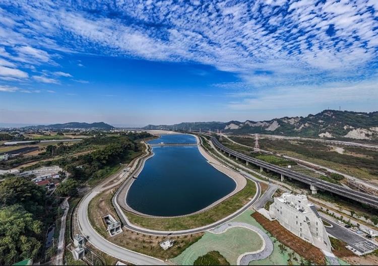 2持續建構穩定供水及韌性安全水環境，支持區域均衡與產業成長-鳥嘴潭人工湖-人工湖和